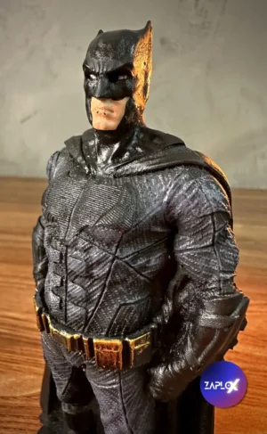 Boneco do Batman Colecionador em pose de poder